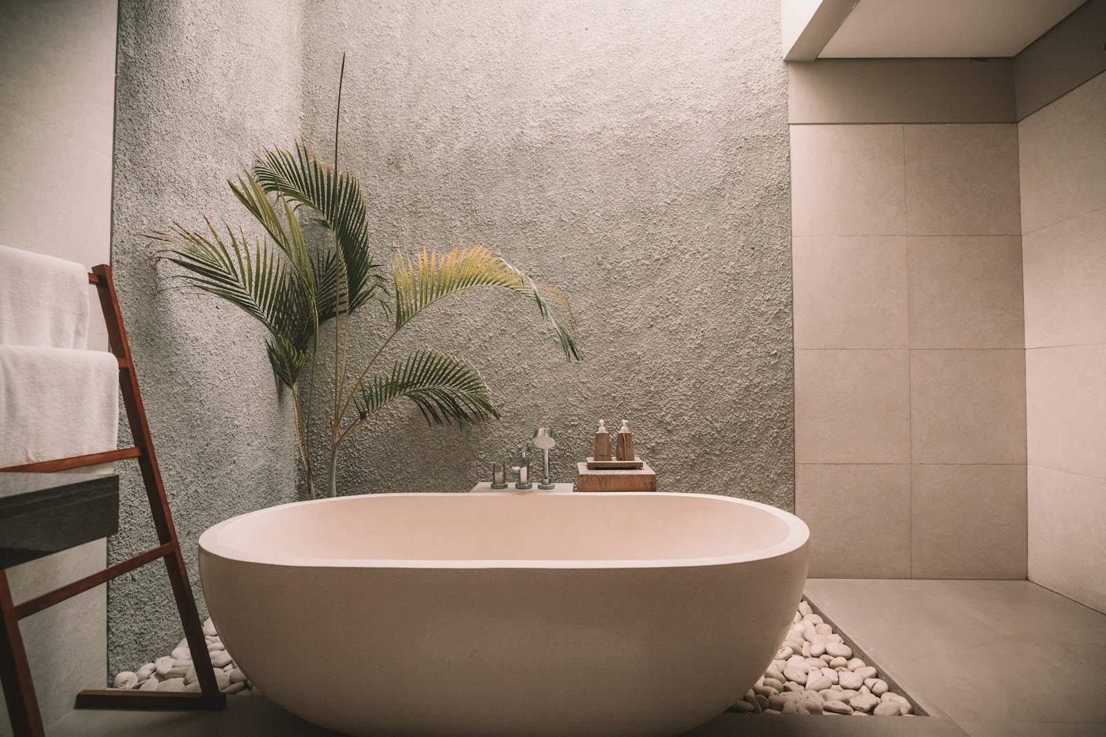 Spa soaking retreat